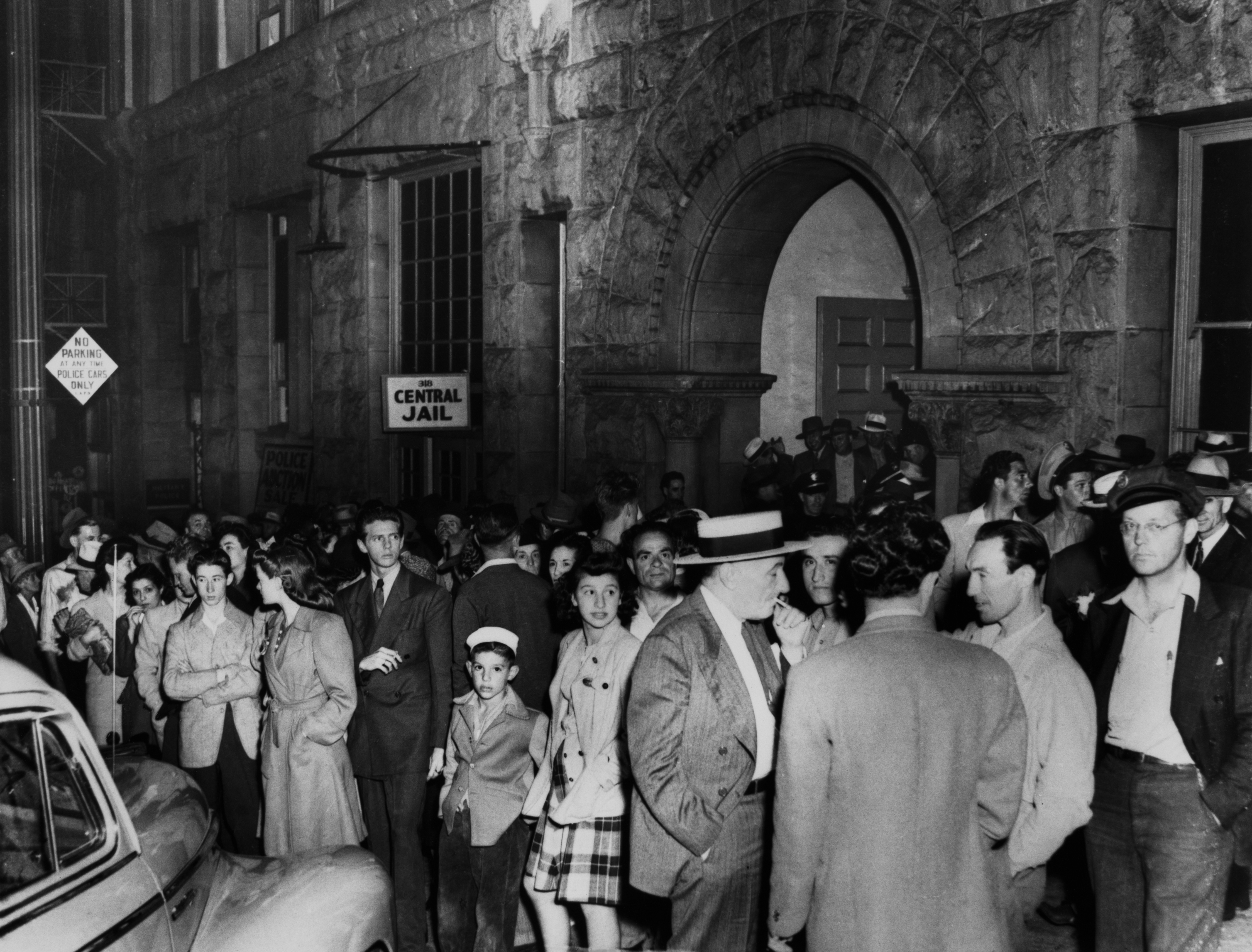 L.A. City Council Commemorates 80th Anniversary of Zoot Suit Riots - Vimarsana News